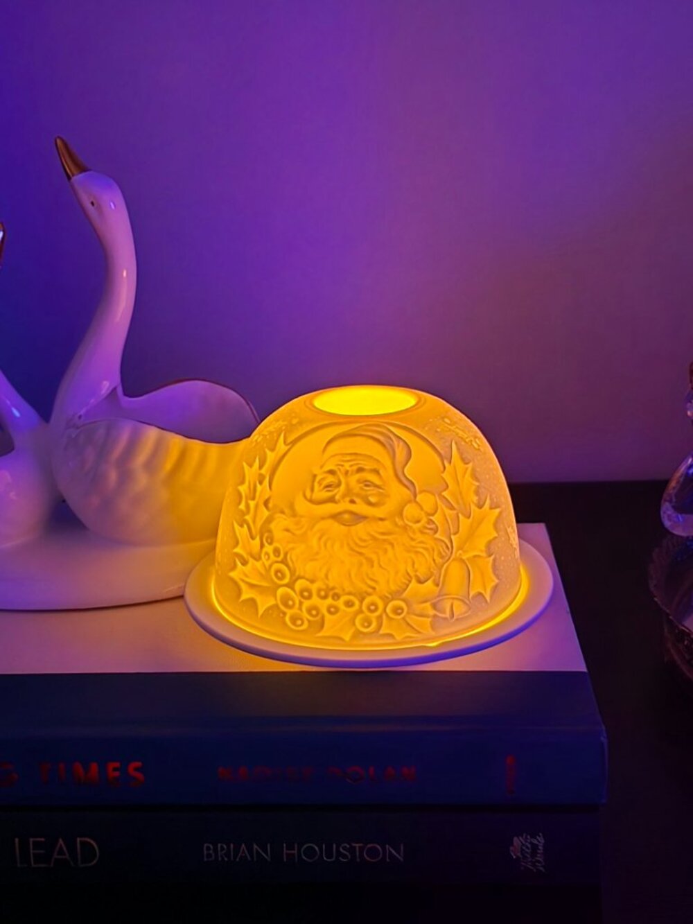 Vintage Porcelain Santa Claus Lithophane Candle Dome / Fairy Lamp - Picture 4 of 7